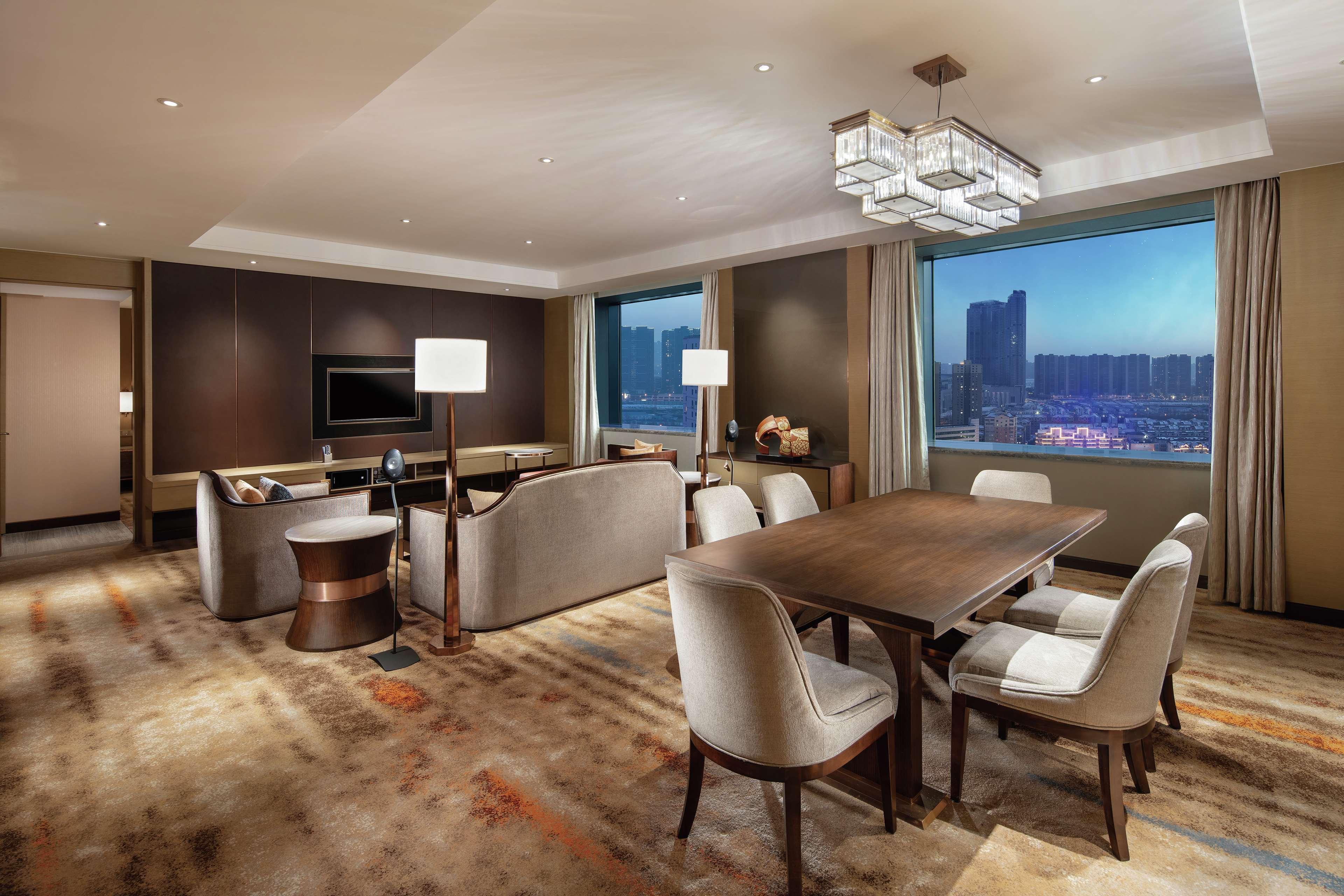 Hilton Shenyang Hotell Eksteriør bilde